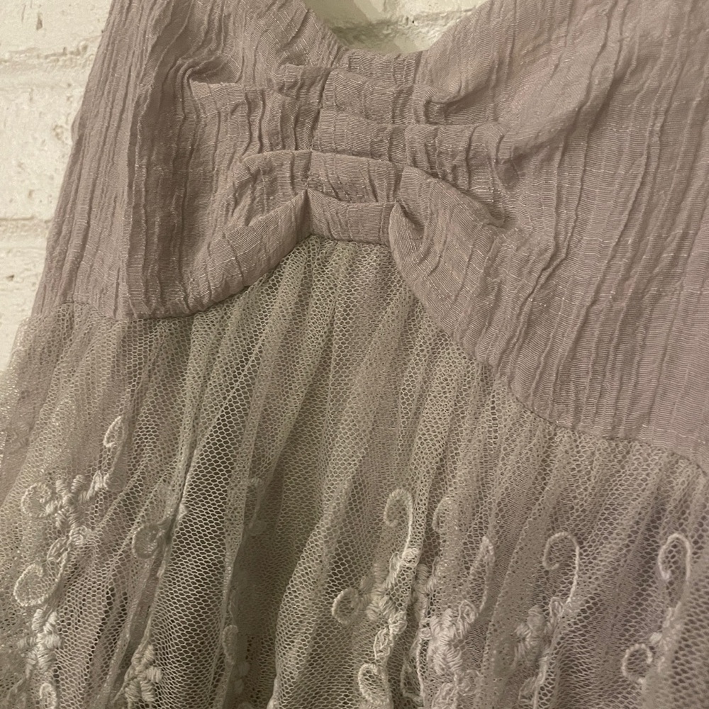 Layered lace top - Picture 7 of 10